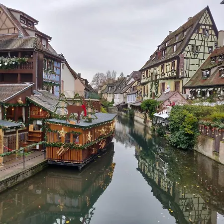 Apartment Bed And Bretzel Colmar